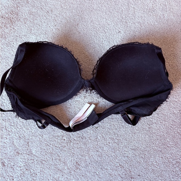 Victoria’s Secret Dream Angels Black Lace Push Up Bra - Picture 2 of 4